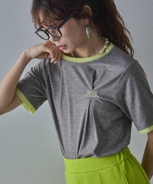 バイカラーロゴ刺繍タックデザインTシャツ