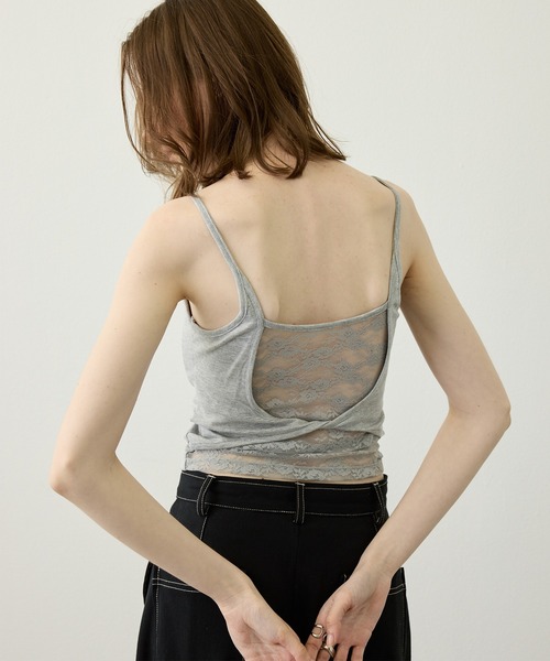 uyu.(ウユ)の「【後ろ姿で華やぐ】バックレース キャミソールトップス(キャミソール・レディース・グレー/ホワイト/ブラック・FREE)」の14枚目の写真