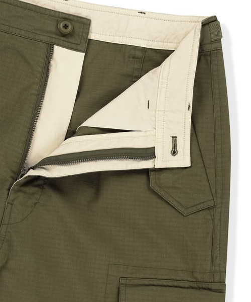 SUNLOVE（サンラブ）の「Vector Cargo Pants（カーゴパンツ・レディース・レッド/オリーブ/チャコール・S/M/L）」の14枚目の写真