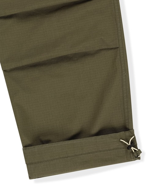 SUNLOVE（サンラブ）の「Vector Cargo Pants（カーゴパンツ・レディース・レッド/オリーブ/チャコール・S/M/L）」の17枚目の写真