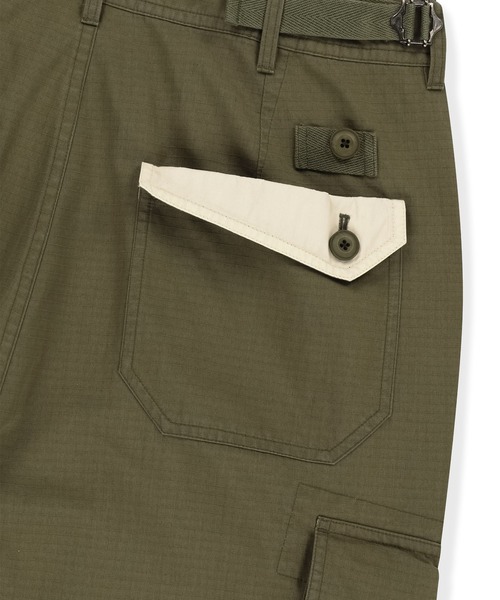 SUNLOVE（サンラブ）の「Vector Cargo Pants（カーゴパンツ・レディース・レッド/オリーブ/チャコール・S/M/L）」の18枚目の写真