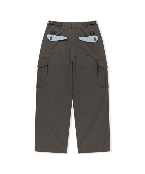 SUNLOVE（サンラブ）の「Vector Cargo Pants（カーゴパンツ・レディース・レッド/オリーブ/チャコール・S/M/L）」の4枚目の写真
