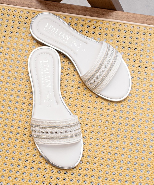 ITALIAN SHOEMAKERS(イタリアンシューメーカー)の「【ITALIAN SHOEMAKERS】ウーブンフラットミュールサンダル(962309)(サンダル・レディース・ベージュ/ホワイト・38/37/36/35)」の2枚目の写真