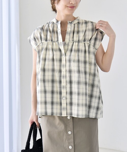 quaranciel(カランシエル)の「quaranciel:〈手洗い可能〉チェック ギャザー バンドカラー フレンチ シャツ(シャツ/ブラウス・レディース・オフホワイト/ネイビー・ONE SIZE)」の22枚目の写真