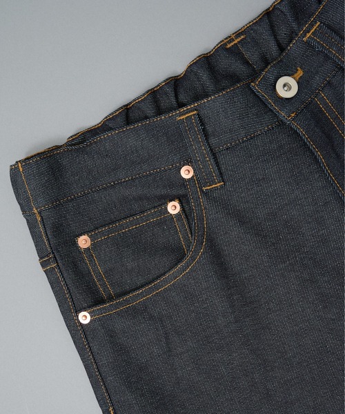 UNITED TOKYO(ユナイテッドトウキョウ)の「【実店舗大人気】SUPIMA DENIM ストレートセミフレアパンツ |リジッド/日本製/オールシーズン(デニムパンツ・メンズ・ダークインディゴブルー/ブラック・1/2)」の20枚目の写真