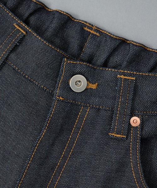 UNITED TOKYO(ユナイテッドトウキョウ)の「【実店舗大人気】SUPIMA DENIM ストレートセミフレアパンツ |リジッド/日本製/オールシーズン(デニムパンツ・メンズ・ダークインディゴブルー/ブラック・1/2)」の21枚目の写真