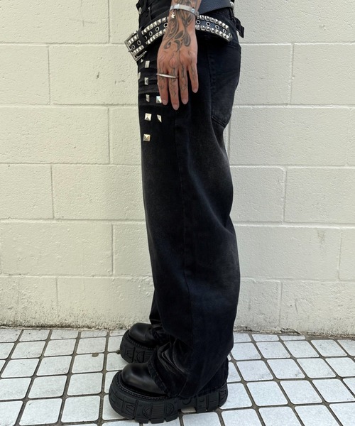 Never mind the XU(ネバーマインドザエックスユー)の「【Never mind the XU】studs washed wide denim pants / 【ネバーマインド ザ エックスユー】スタッズウォッシュドワイドデニムパンツ(デニムパンツ・メンズ・ブルー/ブラック・S/M)」の10枚目の写真