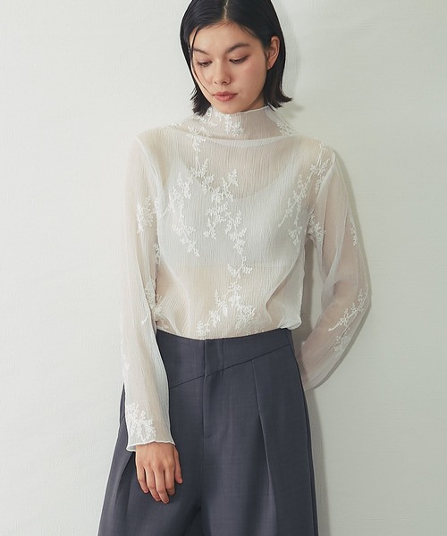 SMILE ORCHID(スマイルオーキッド)の「刺繍入りシースルートップス(Tシャツ/カットソー・レディース・ホワイト/アイボリー/ブラック・FREE)」の1枚目の写真
