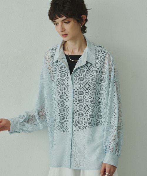 Plumel(プルメル)の「Geometric Lace Shirt with Tank / ジオメトリーレースシャツwithタンクトップ(シャツ/ブラウス・レディース・サックスブルー/オフホワイト・MEDIUM)」の13枚目の写真