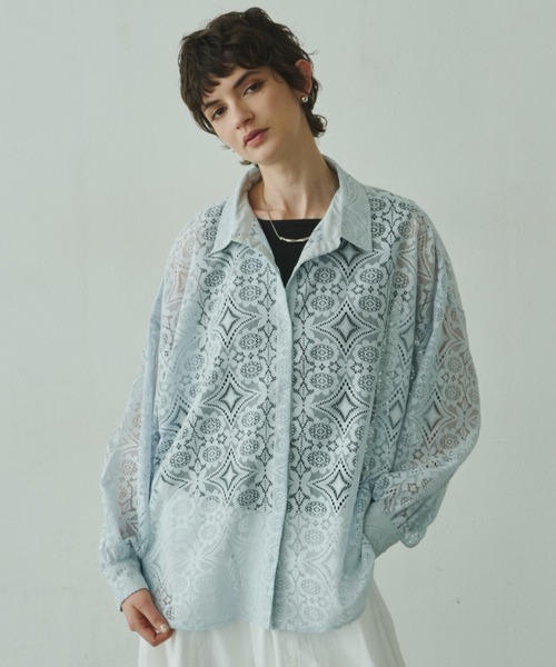 Plumel(プルメル)の「Geometric Lace Shirt with Tank / ジオメトリーレースシャツwithタンクトップ(シャツ/ブラウス・レディース・サックスブルー/オフホワイト・MEDIUM)」の15枚目の写真