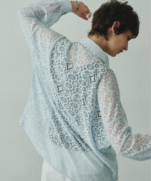 Plumel(プルメル)の「Geometric Lace Shirt with Tank / ジオメトリーレースシャツwithタンクトップ(シャツ/ブラウス・レディース・サックスブルー/オフホワイト・MEDIUM)」の20枚目の写真