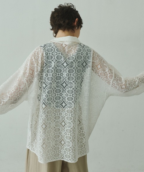 Plumel(プルメル)の「Geometric Lace Shirt with Tank / ジオメトリーレースシャツwithタンクトップ(シャツ/ブラウス・レディース・サックスブルー/オフホワイト・MEDIUM)」の5枚目の写真