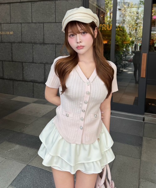 one after another NICE CLAUP(ワンアフターアナザーナイスクラップ)の「ビジュー釦アイレット半袖ニット(ニット/セーター・レディース・ブラック/オフホワイト/サックスブルー/ピンク・FREE)」の21枚目の写真
