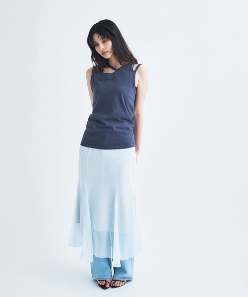 CODE A(コードエー)の「IRONING|cut out tank top(タンクトップ・レディース・ホワイト/ダークグレー・00)」の10枚目の写真