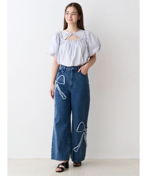CALNAMUR(カルナムール)の「フリンジリボンデニムパンツ(デニムパンツ・レディース・ブルー/ブラック・MEDIUM/SMALL)」の19枚目の写真