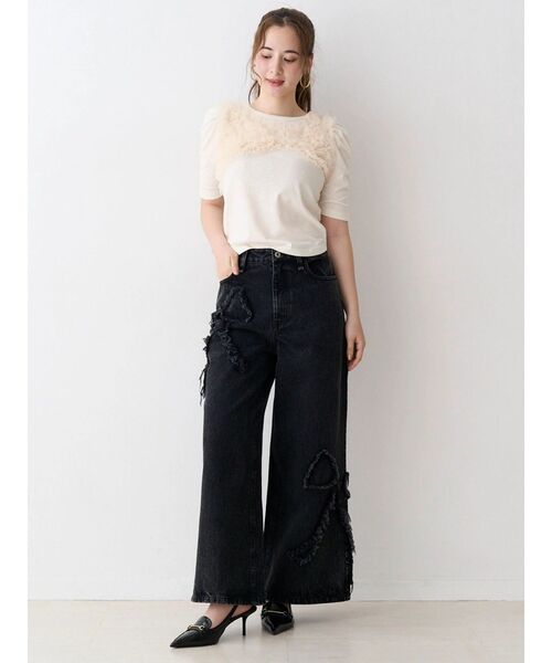 CALNAMUR(カルナムール)の「フリンジリボンデニムパンツ(デニムパンツ・レディース・ブルー/ブラック・MEDIUM/SMALL)」の20枚目の写真