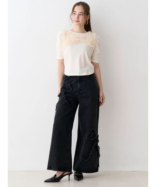 CALNAMUR(カルナムール)の「フリンジリボンデニムパンツ(デニムパンツ・レディース・ブルー/ブラック・MEDIUM/SMALL)」の21枚目の写真