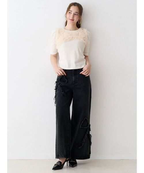 CALNAMUR(カルナムール)の「フリンジリボンデニムパンツ(デニムパンツ・レディース・ブルー/ブラック・MEDIUM/SMALL)」の11枚目の写真