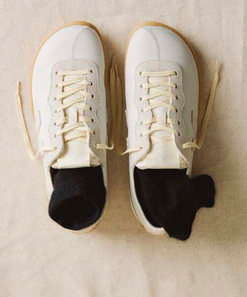Firsthand(ファーストハンド)の「Veja × Baserange/ベースレンジ JITSU VEJA X BASERANGE スニーカー(スニーカー・レディース・ブラック/オフホワイト/イエロー/ワインレッド・38/36/37)」の7枚目の写真