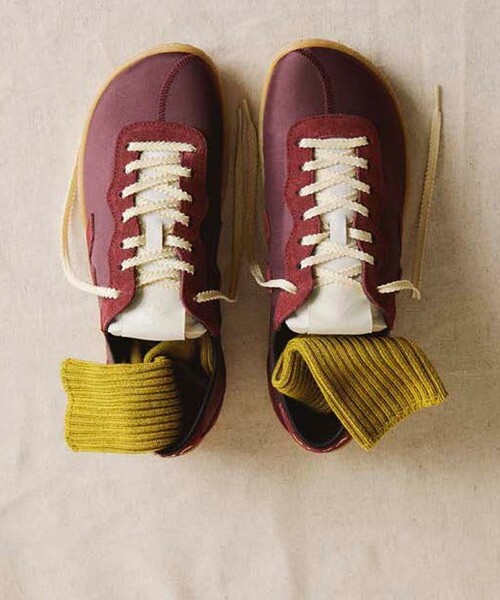 Firsthand(ファーストハンド)の「Veja × Baserange/ベースレンジ JITSU VEJA X BASERANGE スニーカー(スニーカー・レディース・ブラック/オフホワイト/イエロー/ワインレッド・38/36/37)」の6枚目の写真