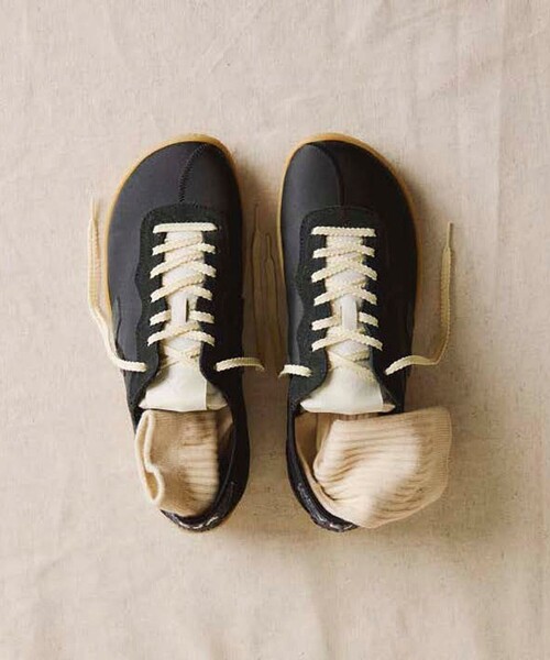 Firsthand(ファーストハンド)の「Veja × Baserange/ベースレンジ JITSU VEJA X BASERANGE スニーカー(スニーカー・レディース・ブラック/オフホワイト/イエロー/ワインレッド・38/36/37)」の18枚目の写真