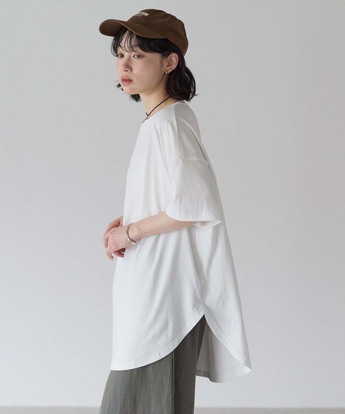 HEART MARKET（ハートマーケット）の「裾ラウンドビッグTEE（Tシャツ/カットソー・レディース・グリーン/オレンジ/ネイビー/ブラック/ナチュラル/ホワイト・FREE）」の2枚目の写真