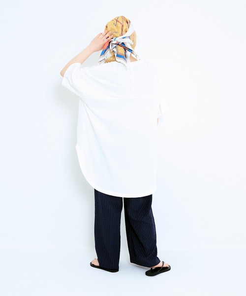 HEART MARKET（ハートマーケット）の「裾ラウンドビッグTEE（Tシャツ/カットソー・レディース・グリーン/オレンジ/ネイビー/ブラック/ナチュラル/ホワイト・FREE）」の9枚目の写真