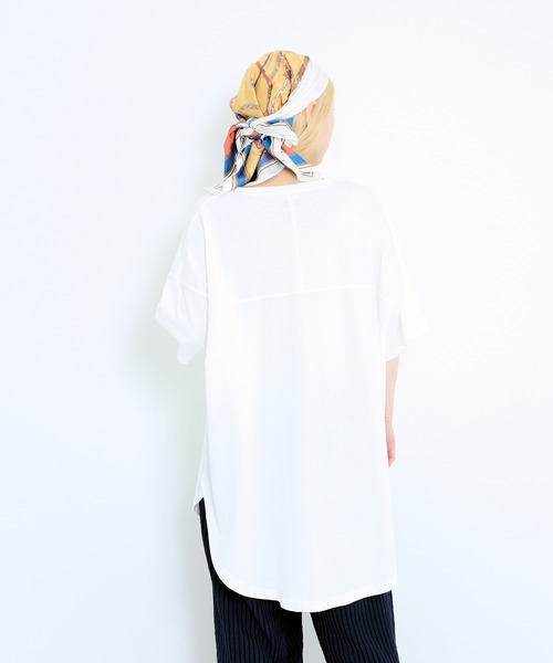 HEART MARKET（ハートマーケット）の「裾ラウンドビッグTEE（Tシャツ/カットソー・レディース・グリーン/オレンジ/ネイビー/ブラック/ナチュラル/ホワイト・FREE）」の12枚目の写真