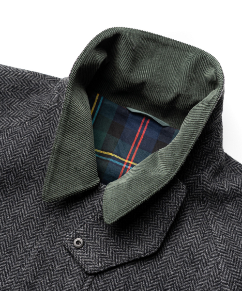 EDINBURGH CLUB（エディンバラクラブ）の「WOOL BLENDED HERRINGBONE MID HUNTING JACKET [C/GREY]（ミリタリージャケット・メンズ・グレー・SMALL/MEDIUM/LARGE/X-LARGE）」の4枚目の写真