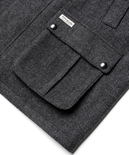 EDINBURGH CLUB（エディンバラクラブ）の「WOOL BLENDED HERRINGBONE MID HUNTING JACKET [C/GREY]（ミリタリージャケット・メンズ・グレー・SMALL/MEDIUM/LARGE/X-LARGE）」の7枚目の写真