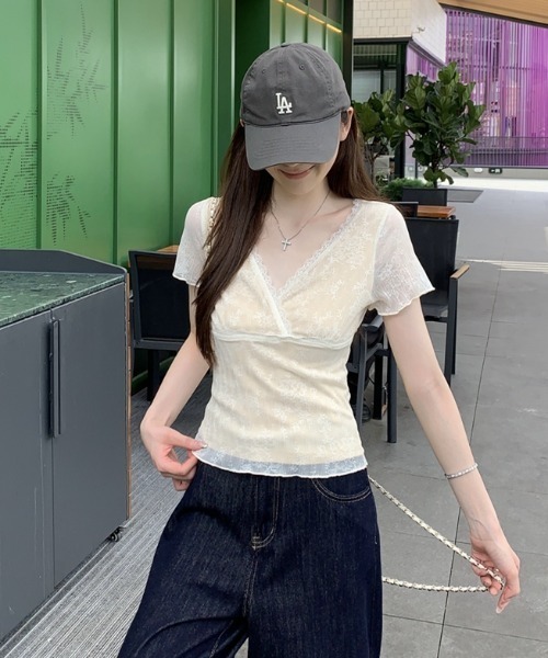 LUCPY（ラクピー）の「レースカシュクールシアートップス（その他トップス・レディース・ホワイト・LARGE/X-LARGE/MEDIUM/SMALL）」の5枚目の写真