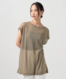 バックシャンノースリーブニット