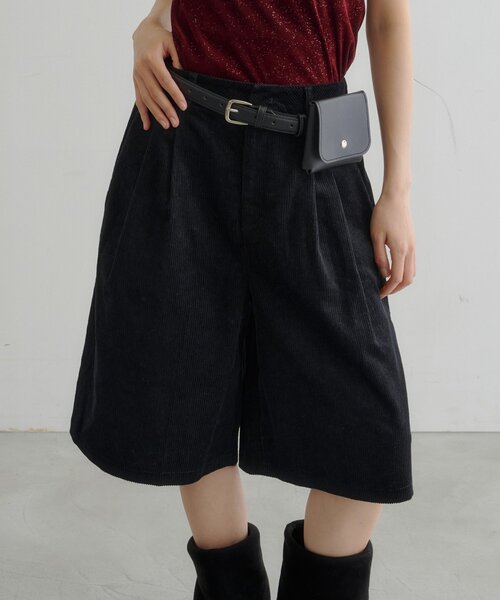 Kastane(カスタネ)の「【7.18(土)12:00発売】ポーチベルト付きコーデュロイバミューダパンツ(その他パンツ・レディース・ブラウン/ブラック・FREE)」の1枚目の写真