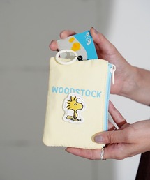 Vintage PEANUTS（ビンテージピーナッツ）の「"09"≪Vintage PEANUTS≫どっちにも伸びーる キーリール付き 2ポケット ナイロン ワッペン パスポーチ（パスケース）」
