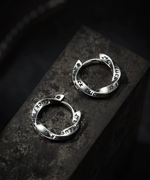 LUGG NAGG（ラグナグ）の「【456894】メンズロゴツイストフープピアス(RZ)（ピアス（両耳用）・メンズ・シルバー・FREE）」の6枚目の写真