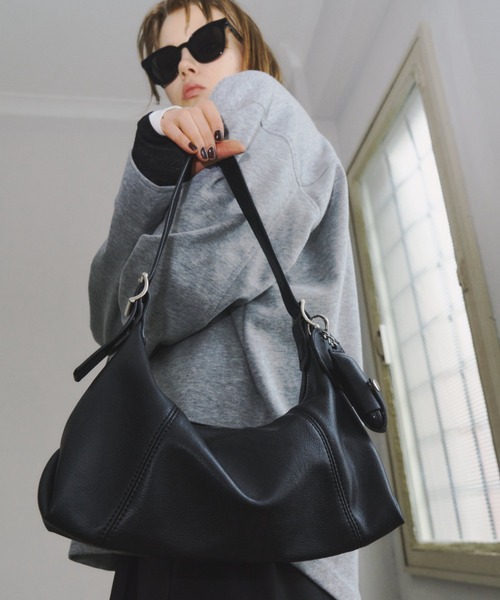 HANNE(アン)の「2WAYベルテットショルダーBAG(ショルダーバッグ・レディース・ブラック/ブラウン・FREE)」の17枚目の写真