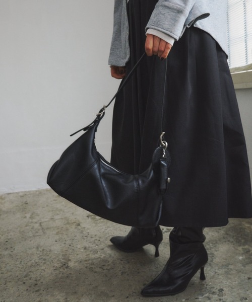 HANNE(アン)の「2WAYベルテットショルダーBAG(ショルダーバッグ・レディース・ブラック/ブラウン・FREE)」の20枚目の写真