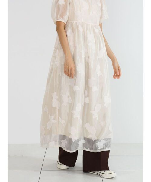 FIKA.(フィーカ)の「Flower jacquard sheer onepiece(ワンピース・レディース・アイボリー/ダークネイビー・MEDIUM)」の16枚目の写真