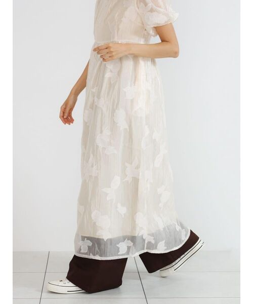 FIKA.(フィーカ)の「Flower jacquard sheer onepiece(ワンピース・レディース・アイボリー/ダークネイビー・MEDIUM)」の17枚目の写真