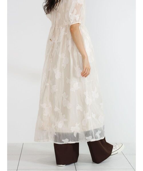 FIKA.(フィーカ)の「Flower jacquard sheer onepiece(ワンピース・レディース・アイボリー/ダークネイビー・MEDIUM)」の18枚目の写真