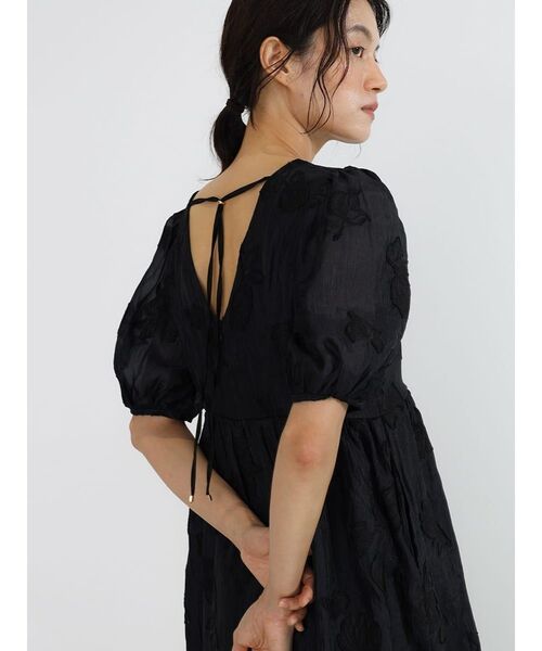 FIKA.(フィーカ)の「Flower jacquard sheer onepiece(ワンピース・レディース・アイボリー/ダークネイビー・MEDIUM)」の11枚目の写真