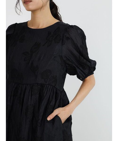 FIKA.(フィーカ)の「Flower jacquard sheer onepiece(ワンピース・レディース・アイボリー/ダークネイビー・MEDIUM)」の14枚目の写真