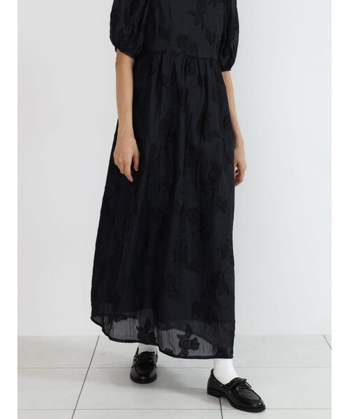 FIKA.(フィーカ)の「Flower jacquard sheer onepiece(ワンピース・レディース・アイボリー/ダークネイビー・MEDIUM)」の6枚目の写真