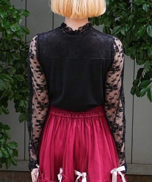 axes femme POETIQUE（アクシーズファムポエティック）の「ローズ×リボン装飾インナー（Tシャツ/カットソー・レディース・ホワイト/ブラック・MEDIUM）」の5枚目の写真