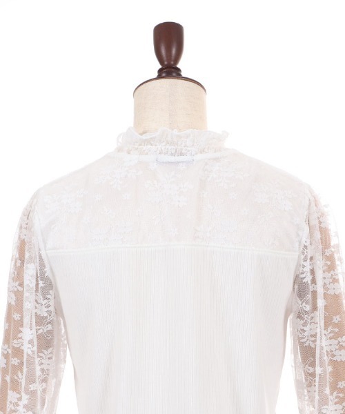 axes femme POETIQUE（アクシーズファムポエティック）の「ローズ×リボン装飾インナー（Tシャツ/カットソー・レディース・ホワイト/ブラック・MEDIUM）」の19枚目の写真