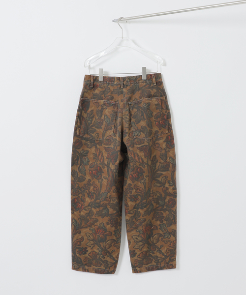 EDIFICE(エディフィス)の「Hedie.+ Flower Baker Pants(チノパンツ・メンズ・キャメル・2/3)」の6枚目の写真