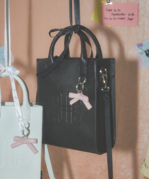 JILL by JILL STUART(ジルバイジルスチュアート)の「Link J ミニトートバッグ(ショルダーバッグ・レディース・ホワイト/ブラック/ピンク・FREE)」の3枚目の写真