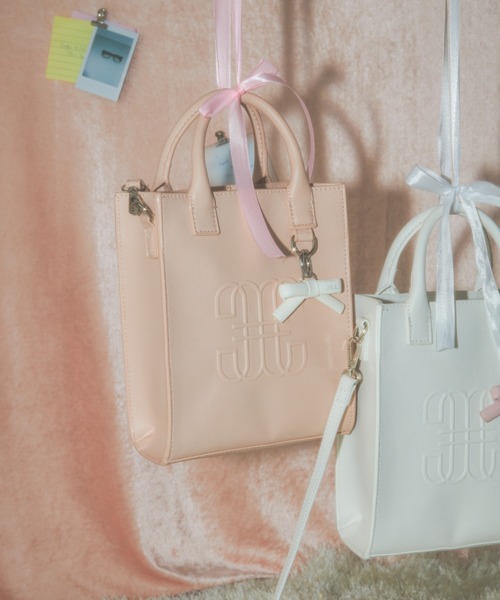 JILL by JILL STUART(ジルバイジルスチュアート)の「Link J ミニトートバッグ(ショルダーバッグ・レディース・ホワイト/ブラック/ピンク・FREE)」の6枚目の写真