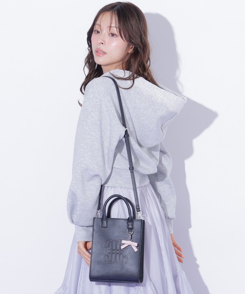JILL by JILL STUART(ジルバイジルスチュアート)の「Link J ミニトートバッグ(ショルダーバッグ・レディース・ホワイト/ブラック/ピンク・FREE)」の10枚目の写真