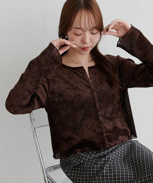 DISCOAT(ディスコート)の「【WEB限定】フロッキーメッシュ前後2WAYカーディガン(カーディガン/ボレロ・レディース・ブラック/ブラウン/アイボリー/グレイッシュベージュ・FREE)」の1枚目の写真
